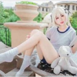 猫君君MaoJun清凉一夏资源合集，包含贞德、蕾姆等经典cosplay，视频总大小7.5G，尽享妹子穿搭魅力！